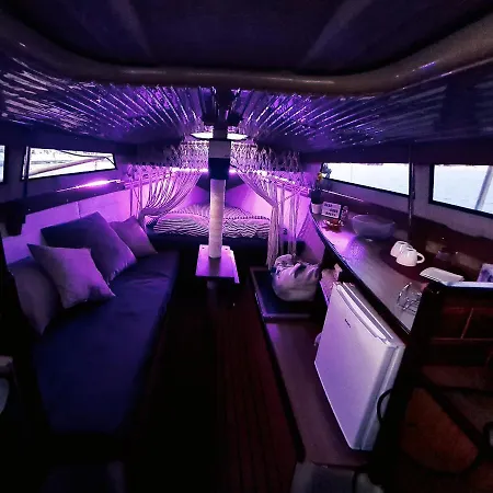 船上ホテル Boat Night Keep Cool *